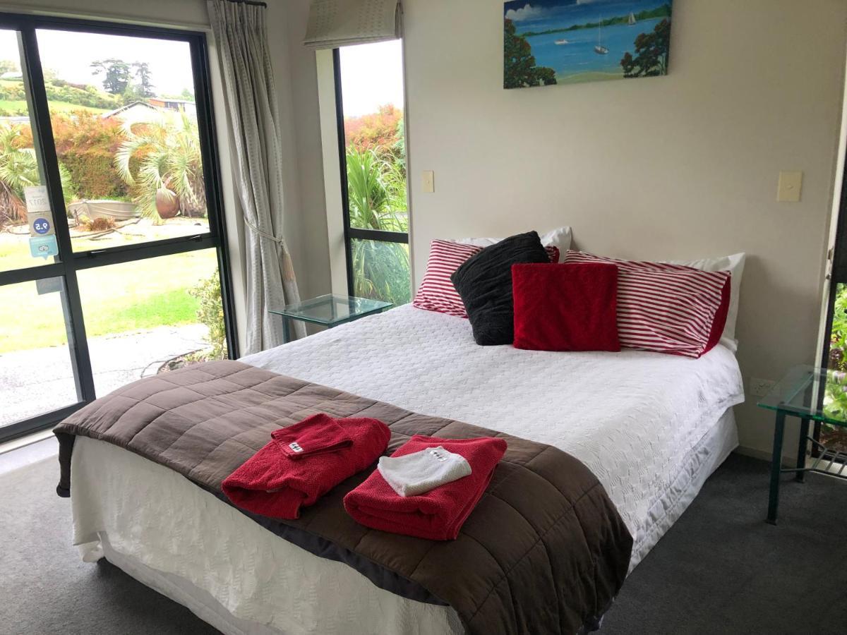 Silverdale Garden Stay Orewa Eksteriør billede
