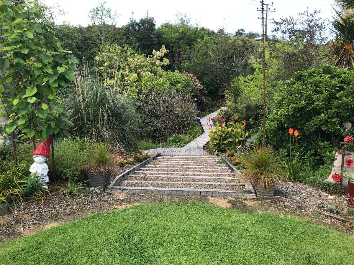 Silverdale Garden Stay Orewa Eksteriør billede