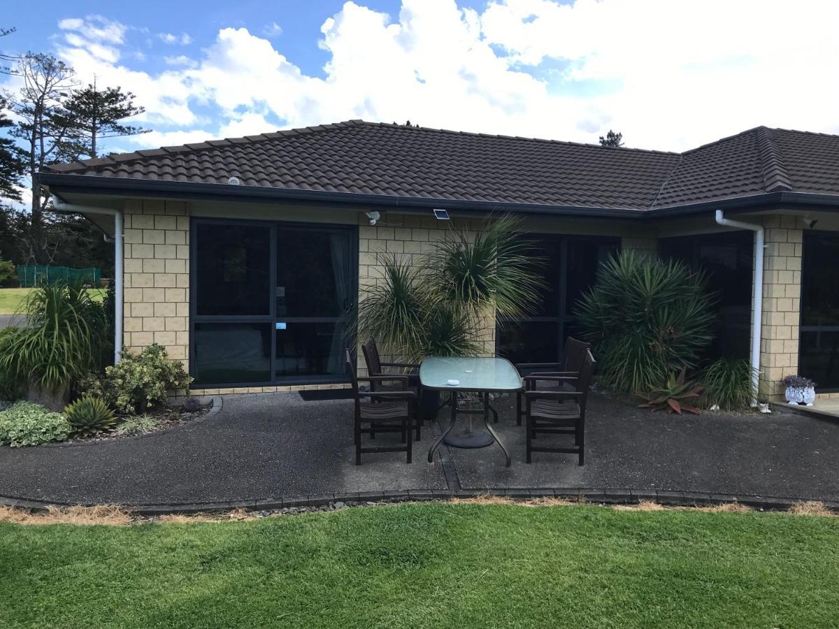 Silverdale Garden Stay Orewa Eksteriør billede